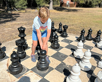 Giant Chess